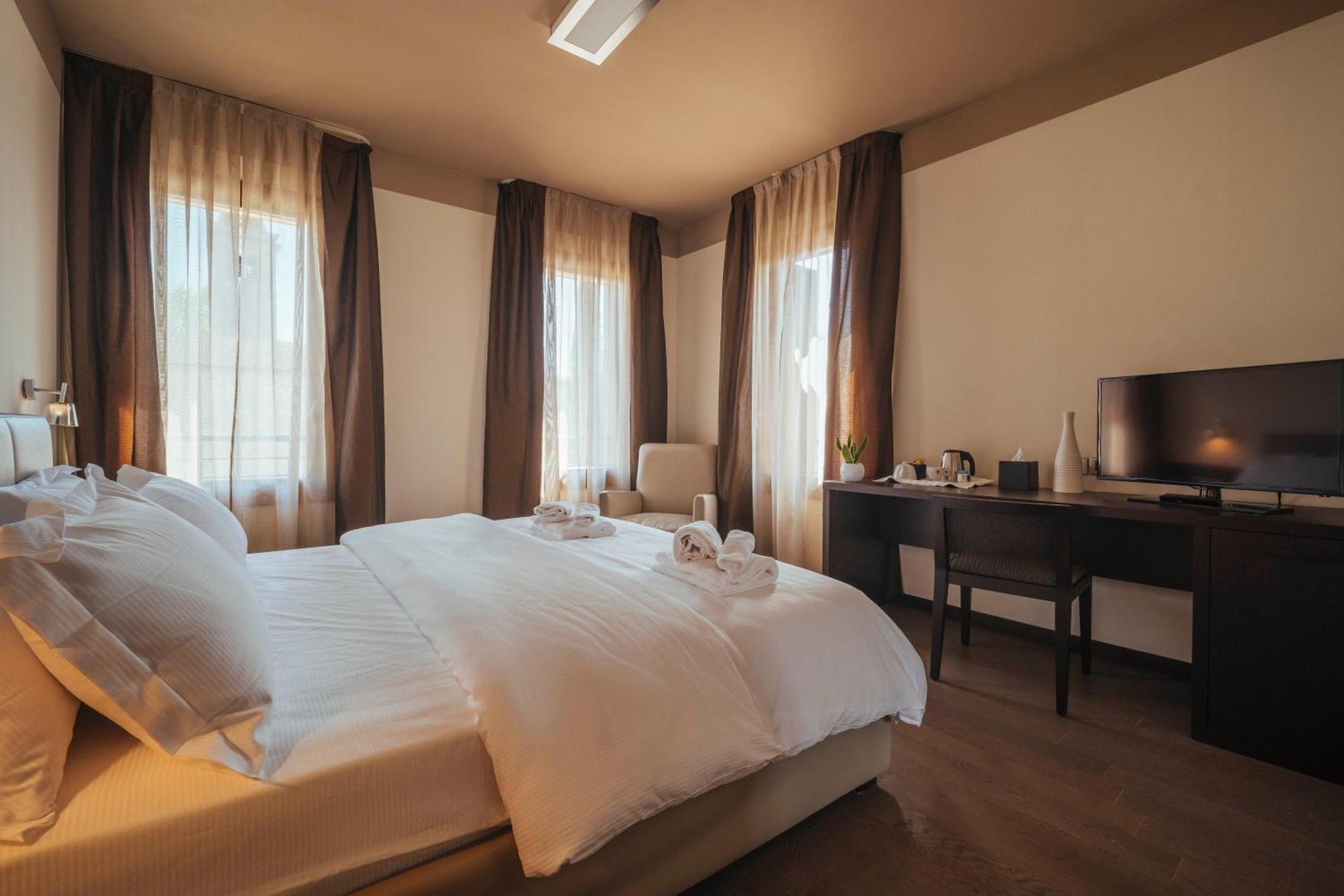 Hotel Palazzo Paradiso Meduna di Livenza المظهر الخارجي الصورة