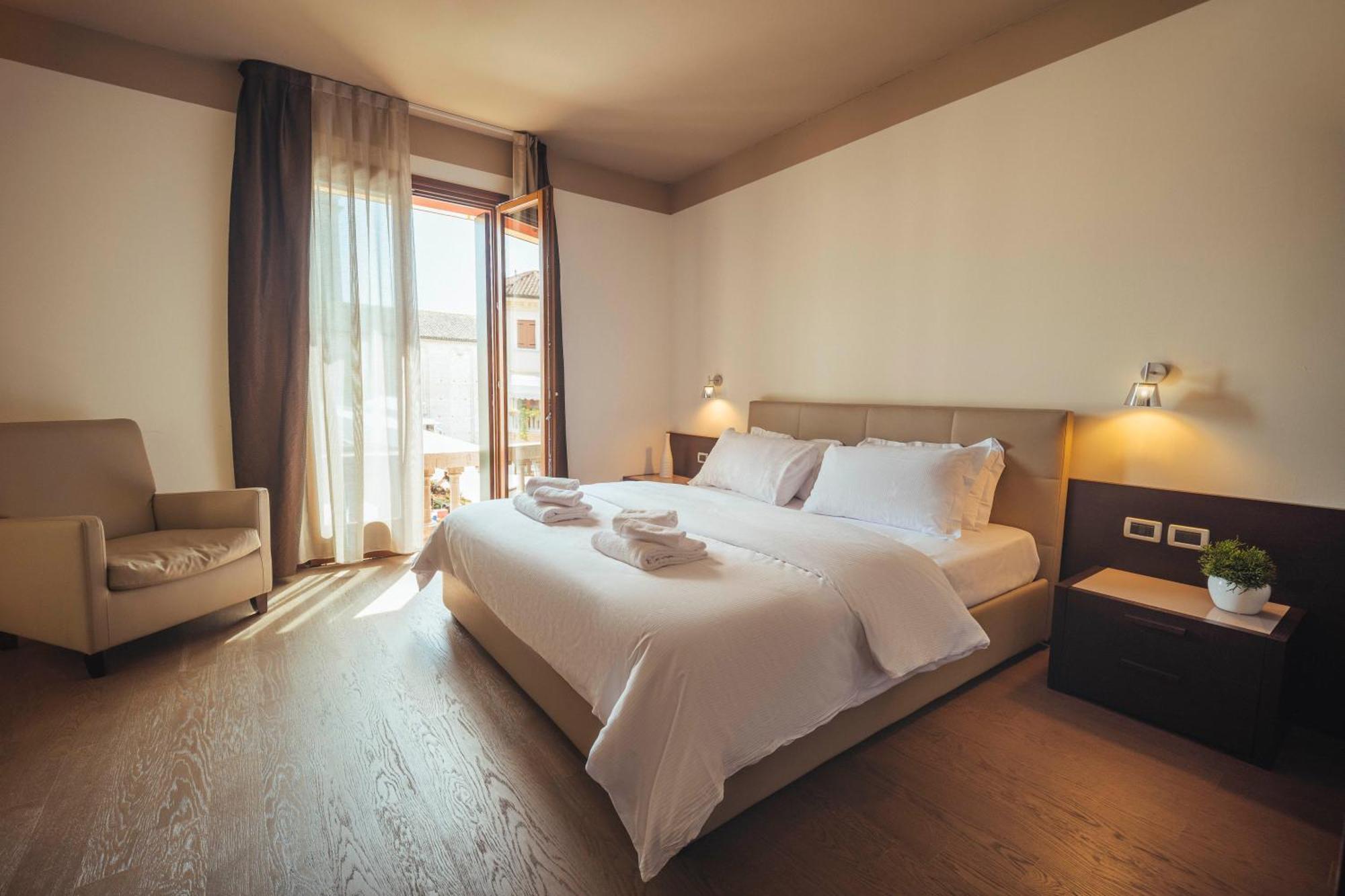 Hotel Palazzo Paradiso Meduna di Livenza المظهر الخارجي الصورة