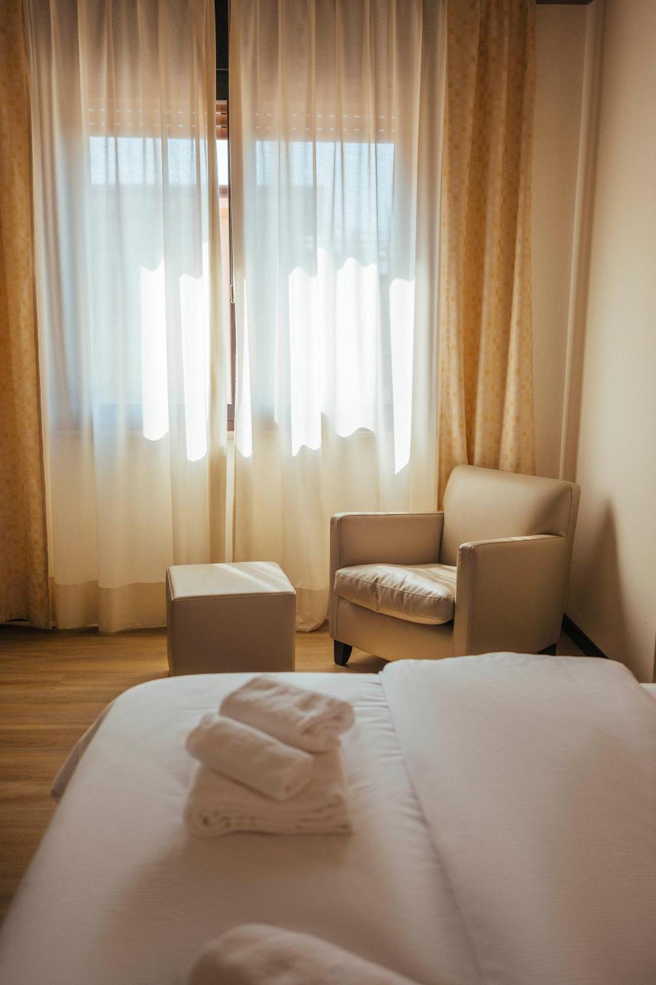 Hotel Palazzo Paradiso Meduna di Livenza المظهر الخارجي الصورة